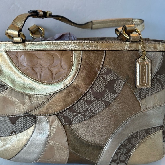 Coach NWOT Mosaic Patchwork Medium Tote - Picture 4 of 11